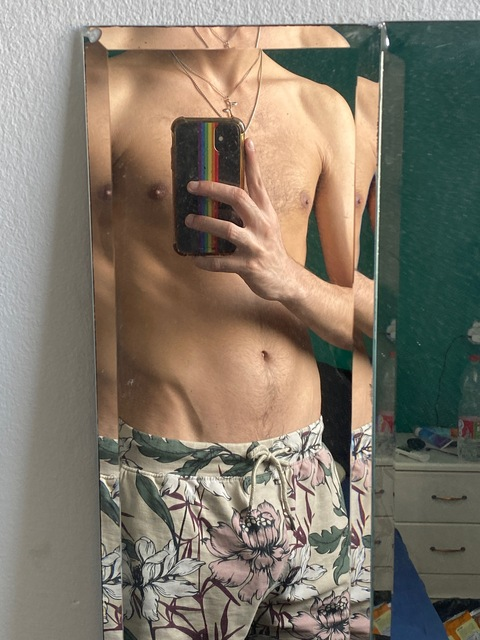 adamg137 onlyfans leaked picture 1