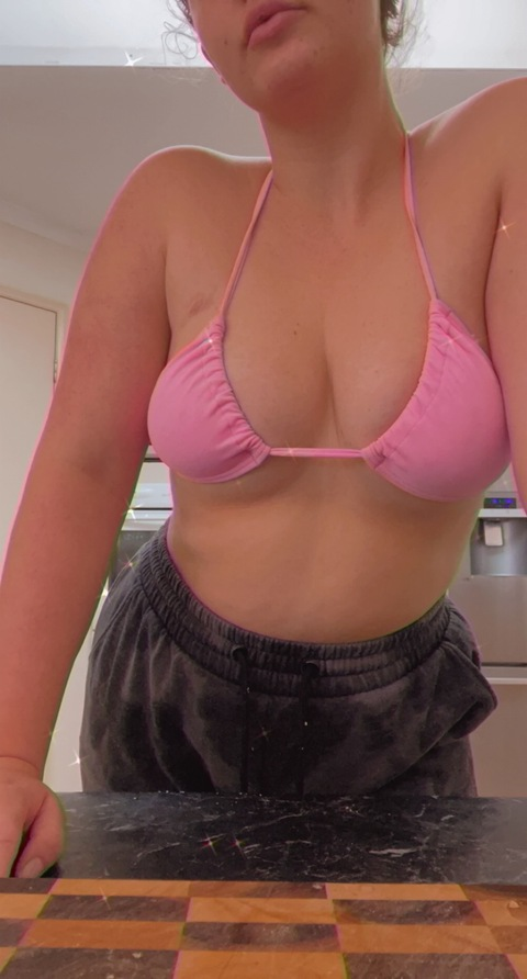 ameliaababyy onlyfans leaked picture 1