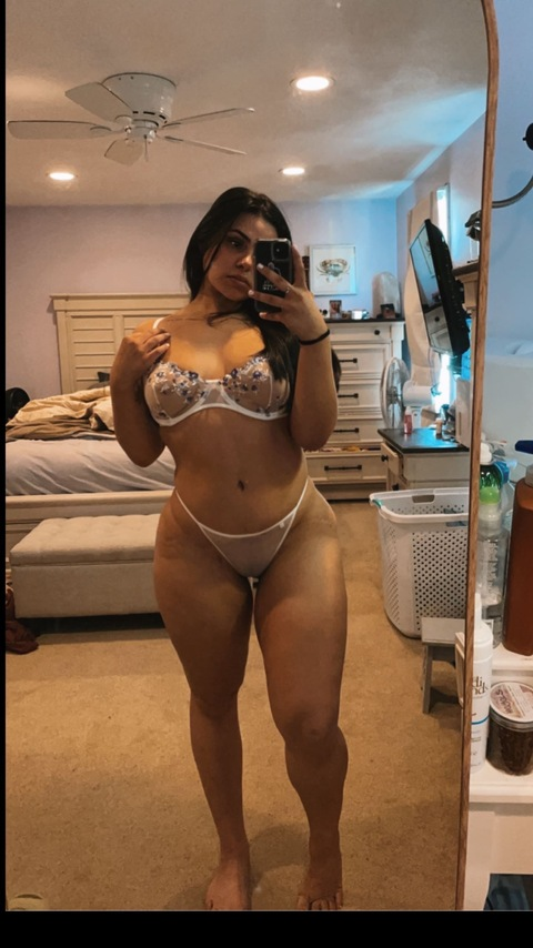 annagal97 onlyfans leaked picture 1