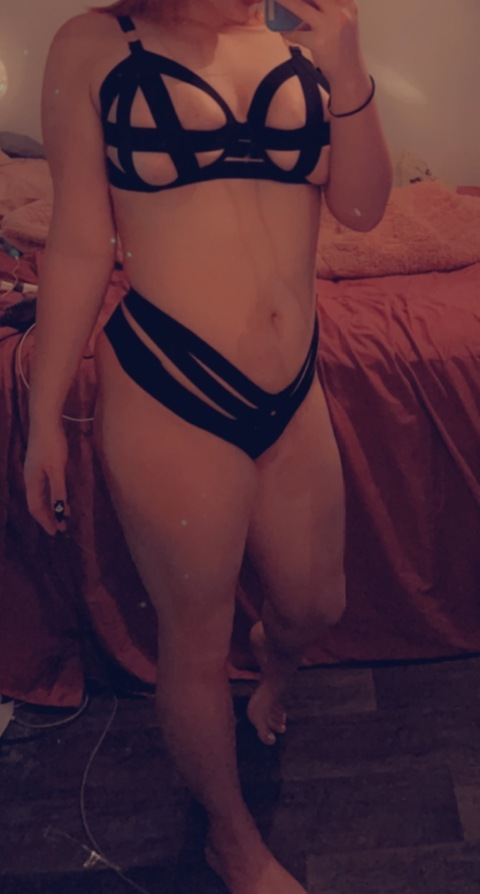 cassiedawn89 onlyfans leaked picture 1