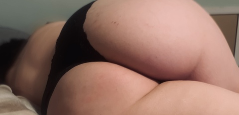 Header of collegecumslut