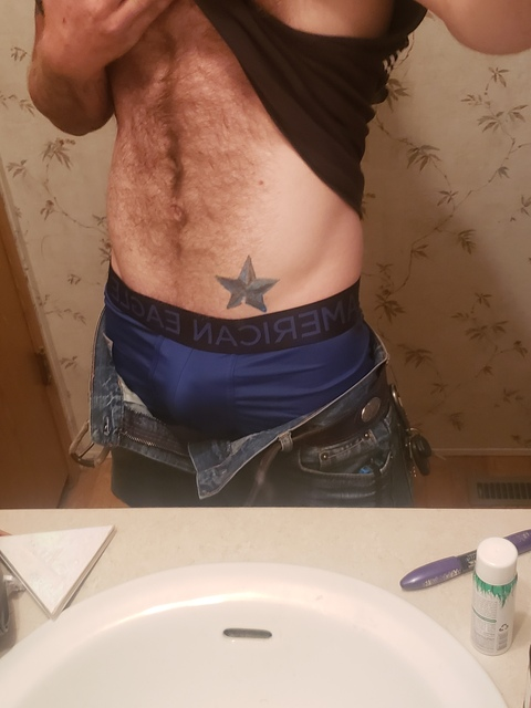 countryboyshit25 onlyfans leaked picture 1
