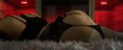 Header of crossdressvic