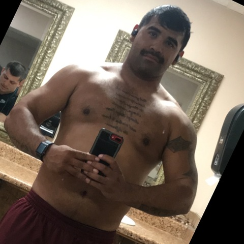 daddyishome89vip onlyfans leaked picture 1