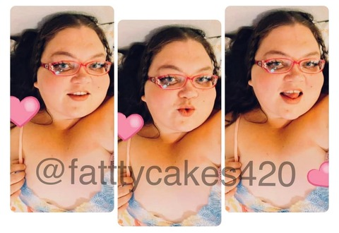 Header of fatttycakes420