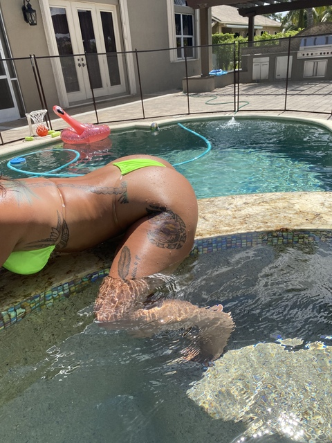 ginnna_ onlyfans leaked picture 1