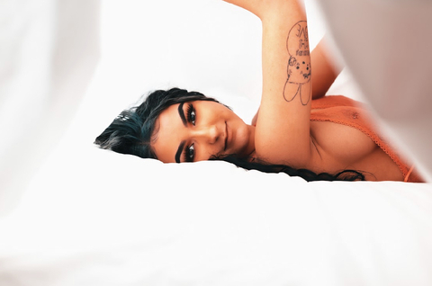 Header of goddesskhalees1