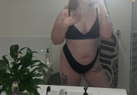 hailsbearx onlyfans leaked picture 1
