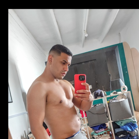 hendersonm96 onlyfans leaked picture 1