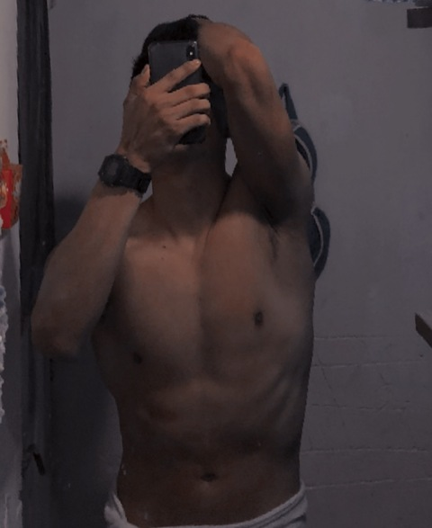 henryvasquez007 onlyfans leaked picture 1