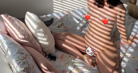 holly-kitty2 onlyfans leaked picture 1