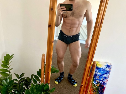 hornedgymbunny onlyfans leaked picture 1