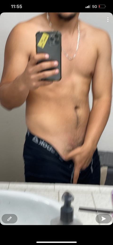 isaac.811 onlyfans leaked picture 1
