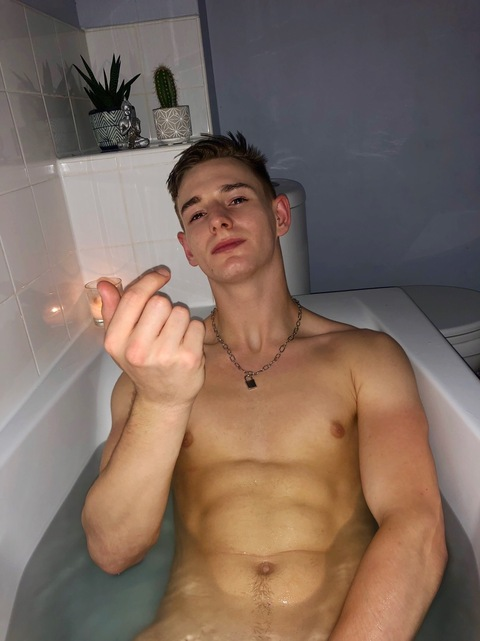 juicyjaiiiifree onlyfans leaked picture 1