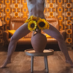 View julitofficial OnlyFans content for free 

 profile picture