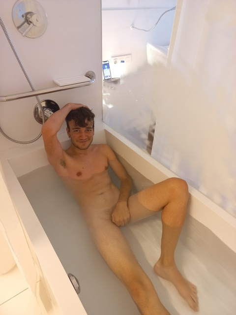 leomicaly onlyfans leaked picture 1