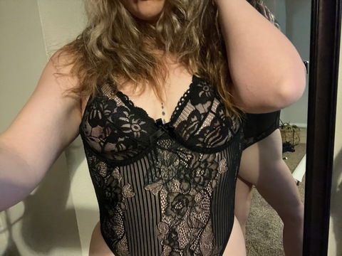 lifewithbunny onlyfans leaked picture 1