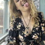 View lilmissstrange (soph) OnlyFans 442 Photos and 32 Videos for free 

 profile picture