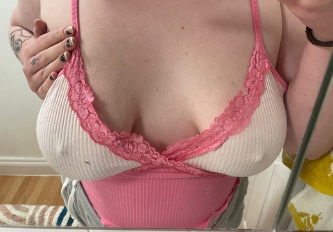love_emma onlyfans leaked picture 1