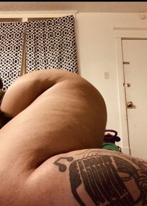 mamiicremaa onlyfans leaked picture 1