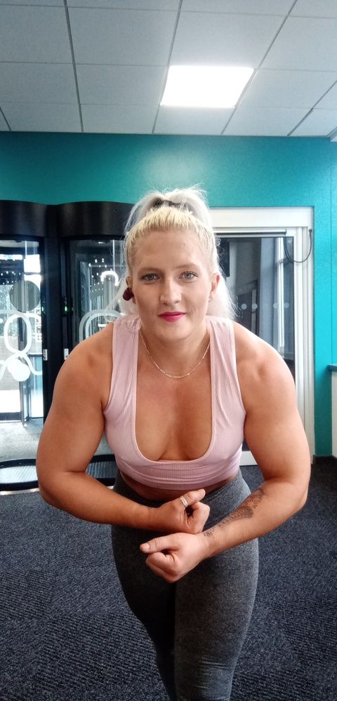 Header of musclebarbie6