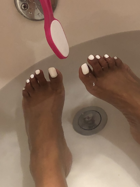 sadittysoles onlyfans leaked picture 1