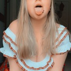 stayweirdbabes onlyfans leaked picture 1