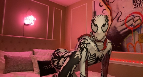 Header of therealspiderhoe