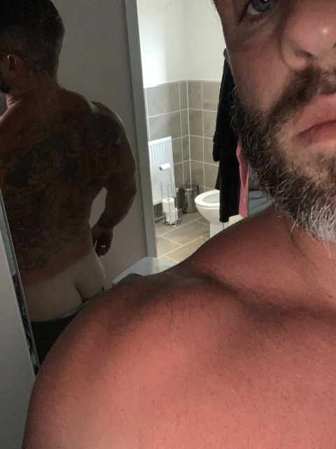 thesilverfoxme onlyfans leaked picture 1