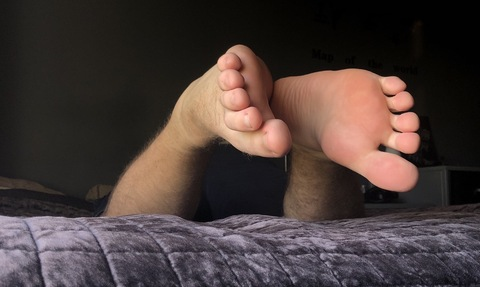 Header of thisfootguy