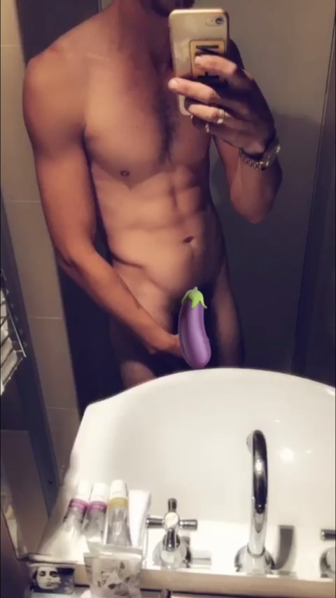 ukeen691 onlyfans leaked picture 1