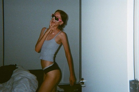 Header of urfaveskinnybitch