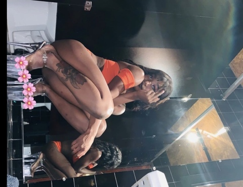 Header of yoruichixxx