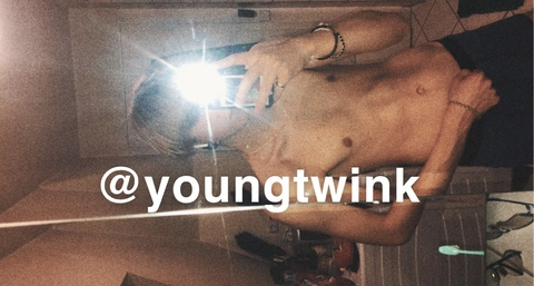 Header of youngtwink69